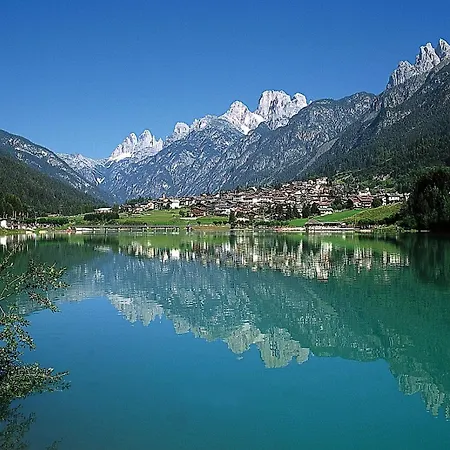 A Lovely For Lägenhet